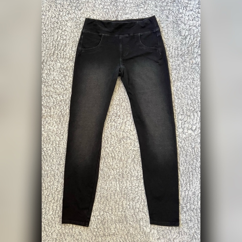 HUE Black Women's Jeggings